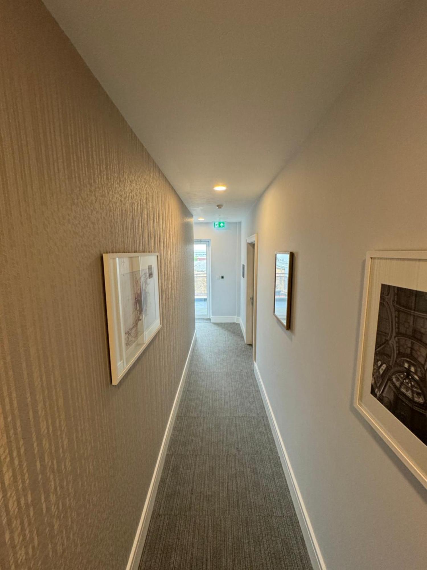 Luxx Apartment & Suites, London Heathrow Airport, Terminal 4, Piccadilly Underground Train Station Nearby! Hillingdon Exteriör bild